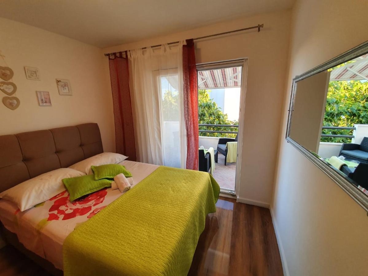 Apartmani Mara Rogoznica Rogoznica  Bagian luar foto