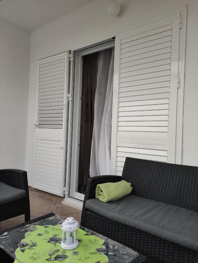 Apartmani Mara Rogoznica Rogoznica  Bagian luar foto