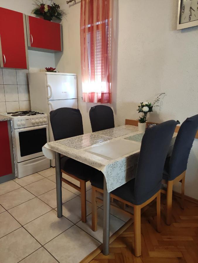 Apartmani Mara Rogoznica Rogoznica  Bagian luar foto