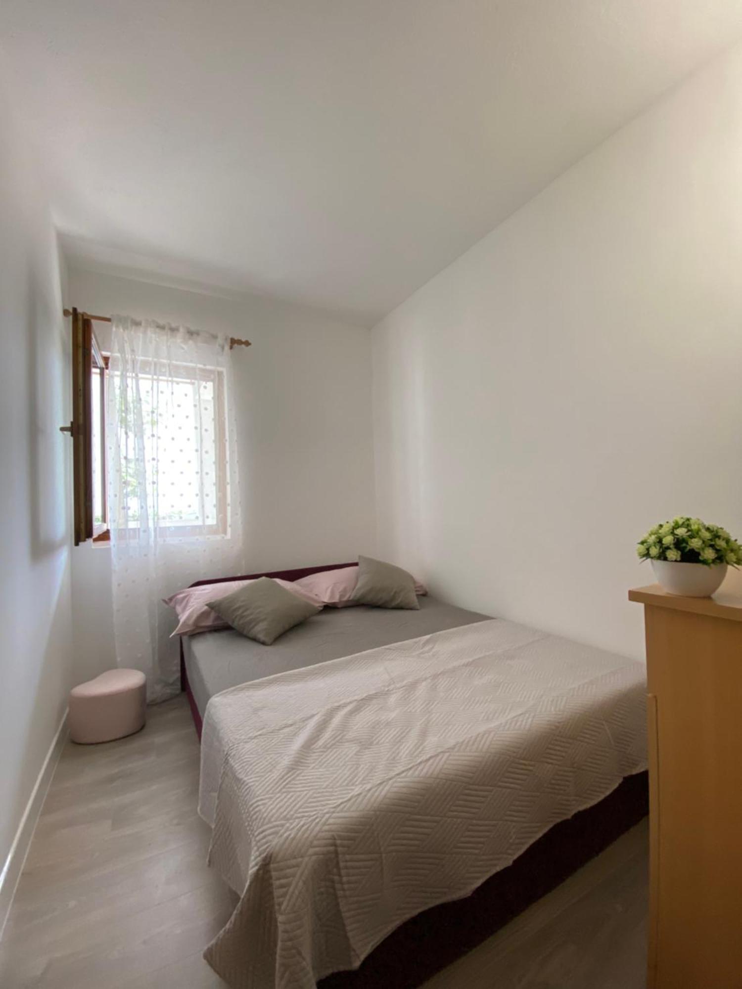 Apartmani Mara Rogoznica Rogoznica  Bagian luar foto
